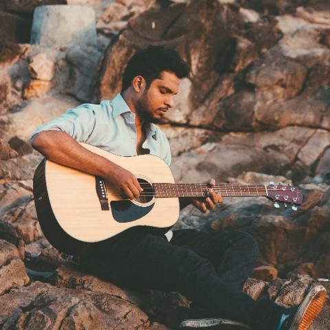 Singer songwriter Vernon Noronha. Photo by Akshay Sawant.
