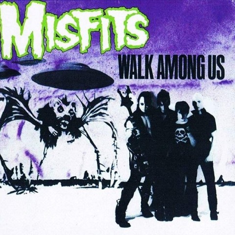 32.MISFITS-Walk-Among-Us