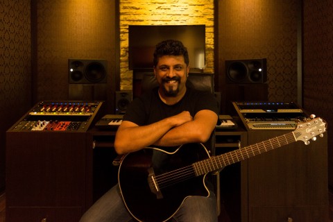 Raghu Dixit Photo by Nirmit Kaushik_low res