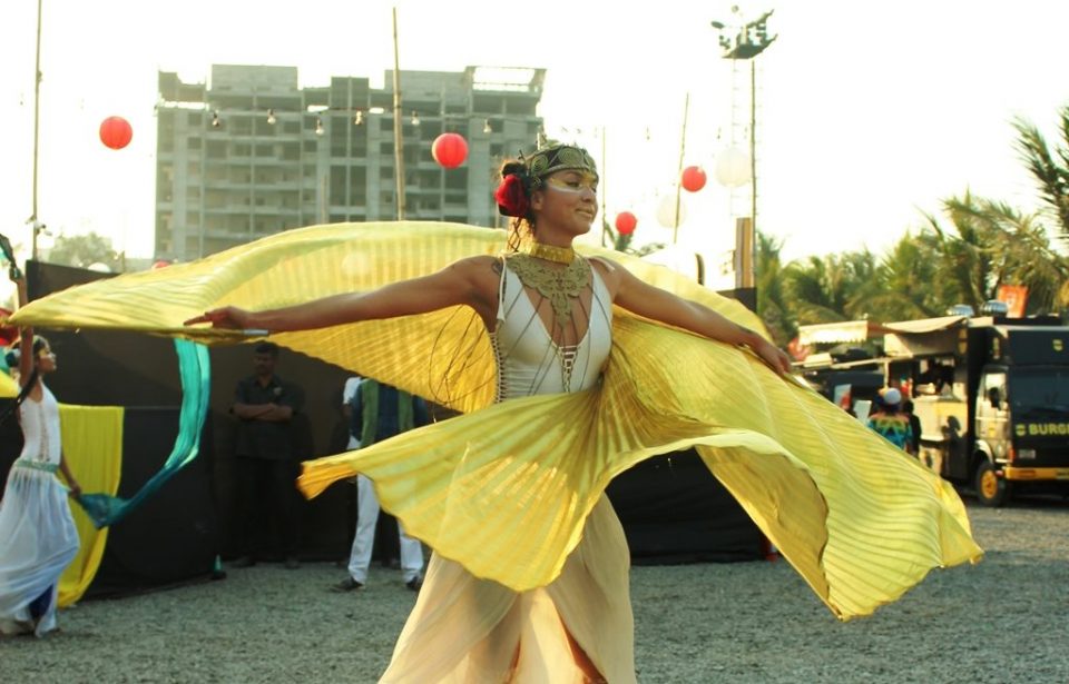 A dancer performs on the grounds of VH1 Supersonic. Photo: Saahil Singh Yaduvanshi