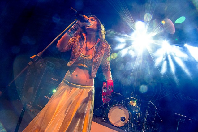 Dogra performing at Magnetic Fields. Photo by Sachin Soni.