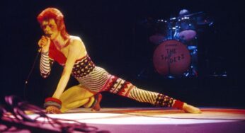 How America Inspired David Bowie to Kill Ziggy Stardust With ‘Aladdin Sane’