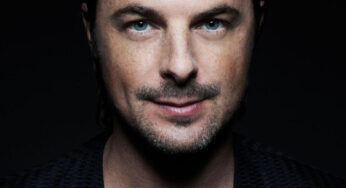 Axwell: Bringing the House Down