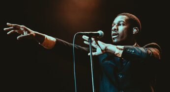 Leon Bridges Previews New LP With Funky ‘Bad Bad News’