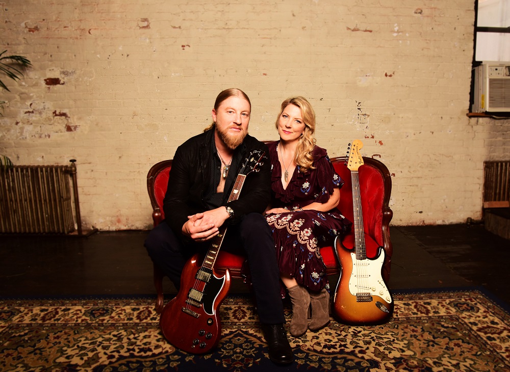 Tedeschi Trucks Band Detail New Album ‘Signs’
