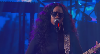 Watch H.E.R. Get Emotional With ‘Hard Place’ on ‘Colbert’