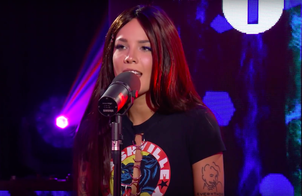 Watch Halsey Perform a Smoldering Rendition of Jonas Brothers’ ‘Sucker’