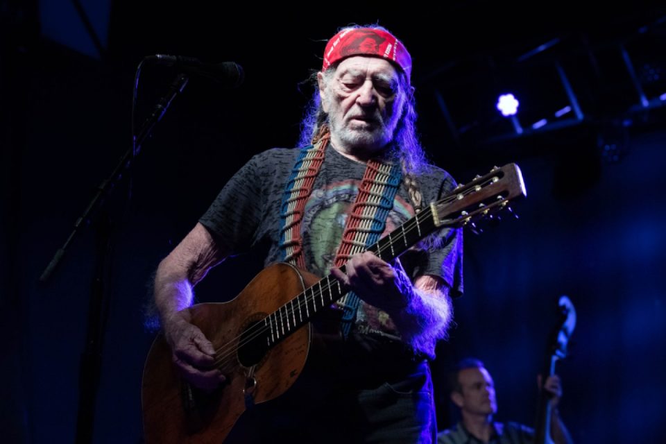 Willie Nelson Cancels Tour due to ‘Breathing Problem’