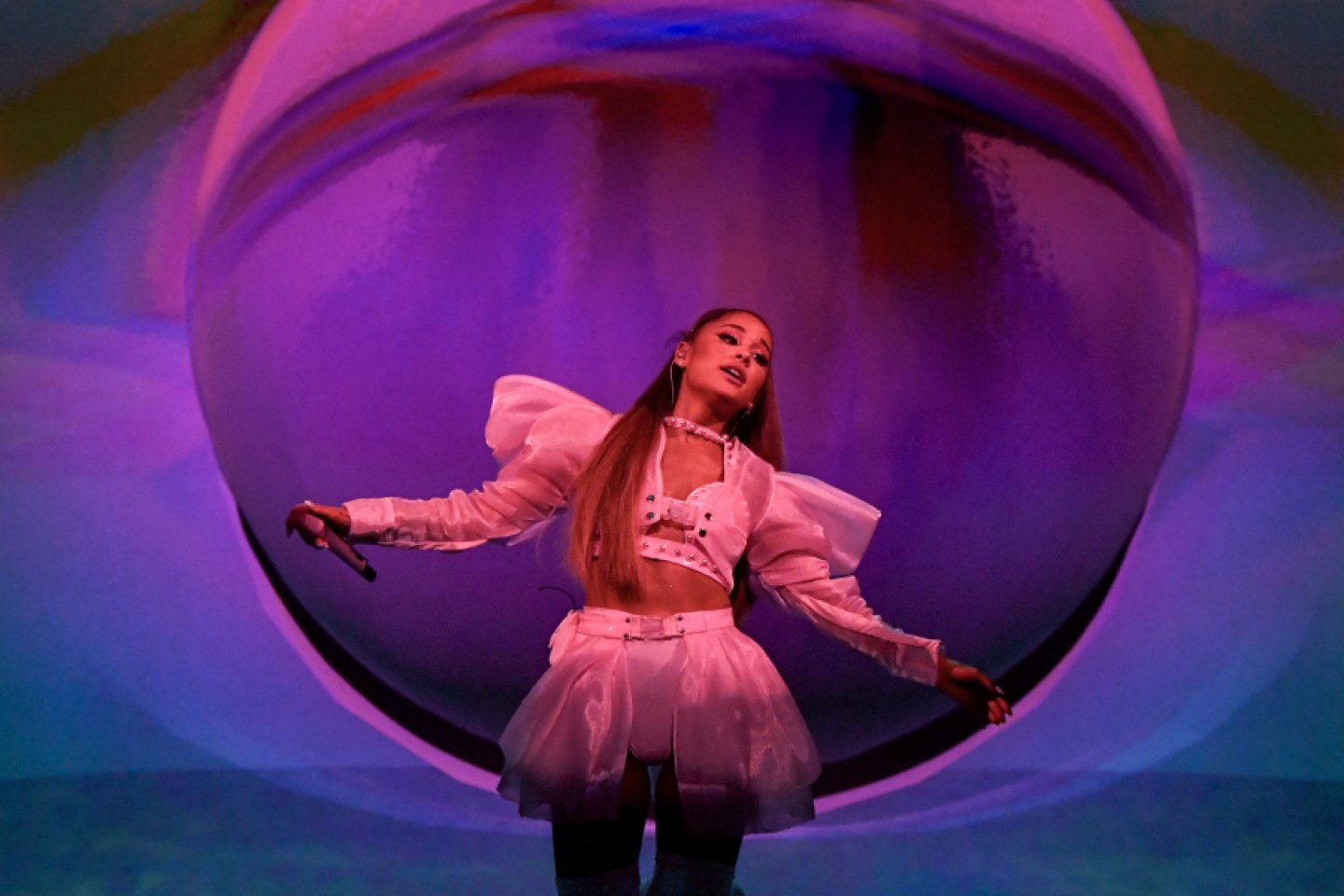 Ariana Grande Sues Forever 21 for $10 Million