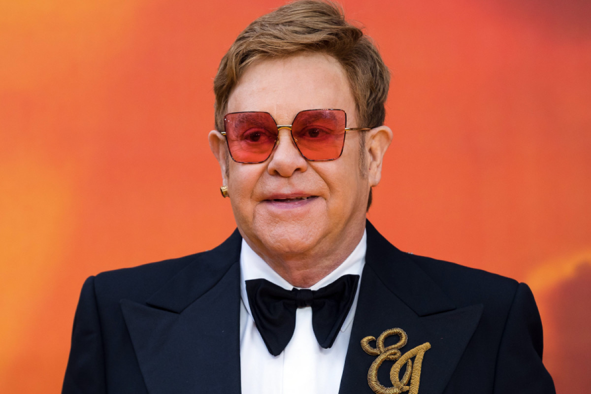 Elton John Ethers ‘The Lion King’ Remake (Beyhive Not Happy)