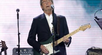 Anti-Vax Hypocrite Eric Clapton Breaks Own Vow, Plays Venue With Vaccine Mandate