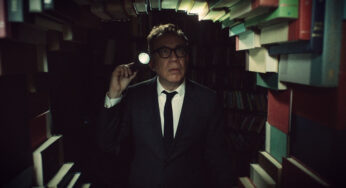 Ringo Starr Chucks Popcorn at Fred Armisen in Video for George Harrison’s ‘My Sweet Lord’