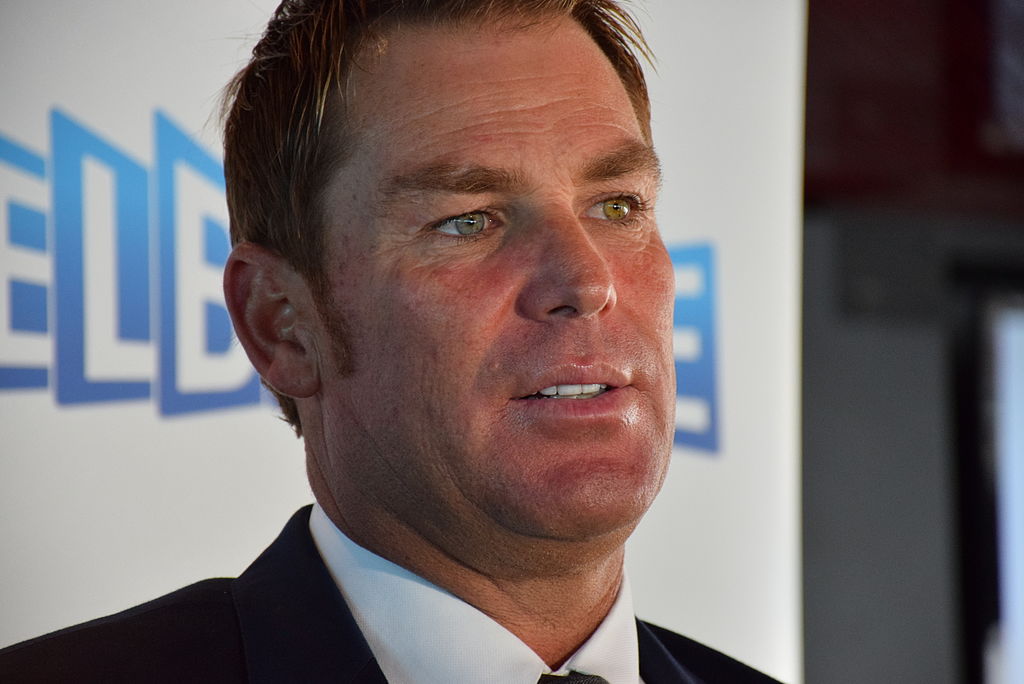 Australian Cricketing Great Shane Warne Passes Away at 52 thumbnail