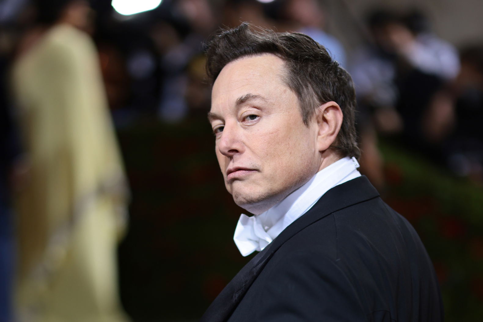 Welcome to the ‘Hellscape’: Elon Musk Takes Over Twitter, Fires Top Executives