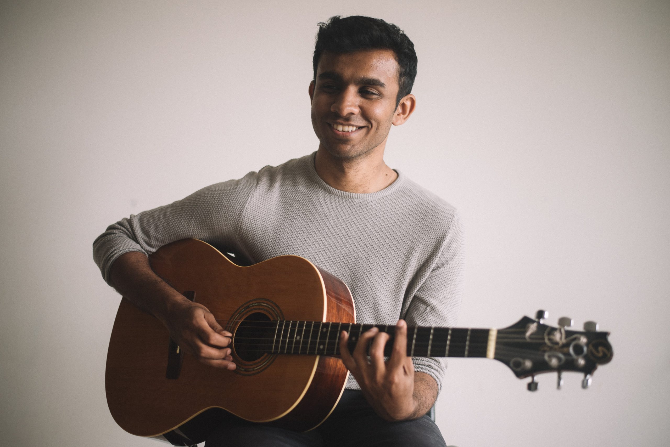 Akshay Nandakumar Addresses Mental Health with New Song ‘Chhoti Si Baat’ 