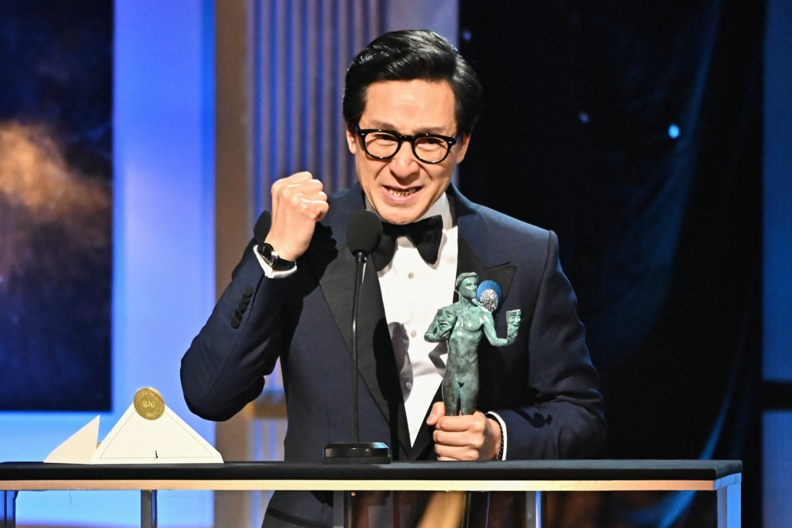 Ke Huy Quan Becomes First Asian Male Film Winner at SAG Awards