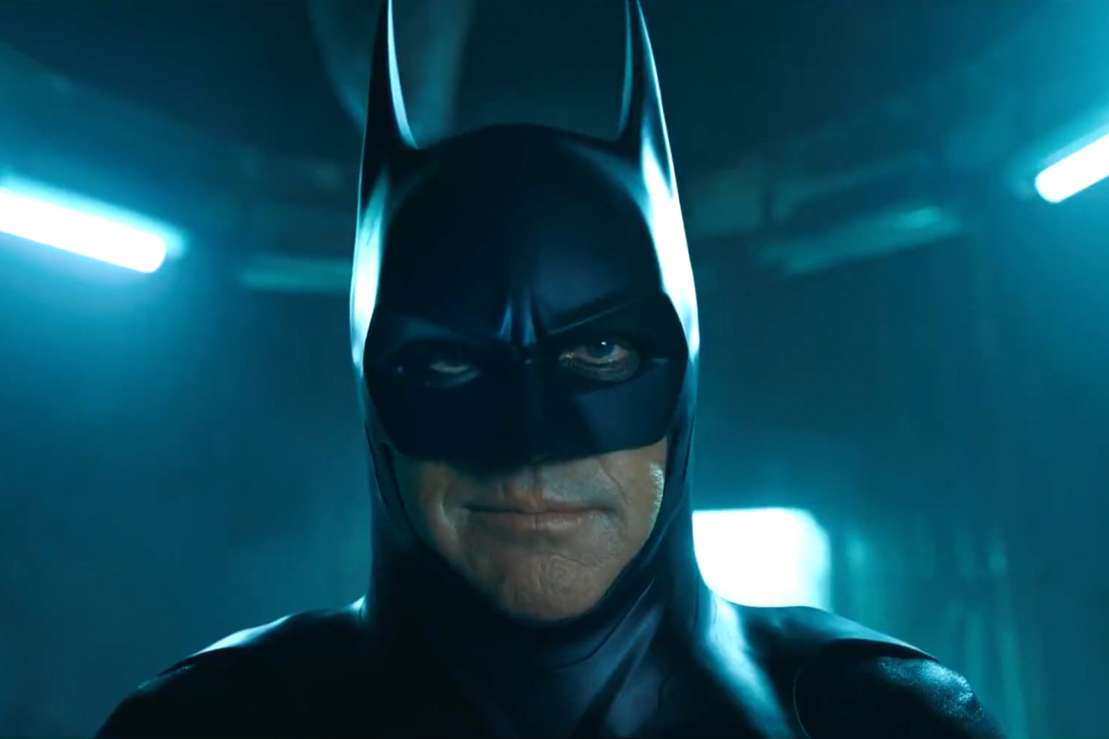 ‘The Flash’ Trailer: Michael Keaton’s Batman Returns, Ezra Miller Causes More Mayhem