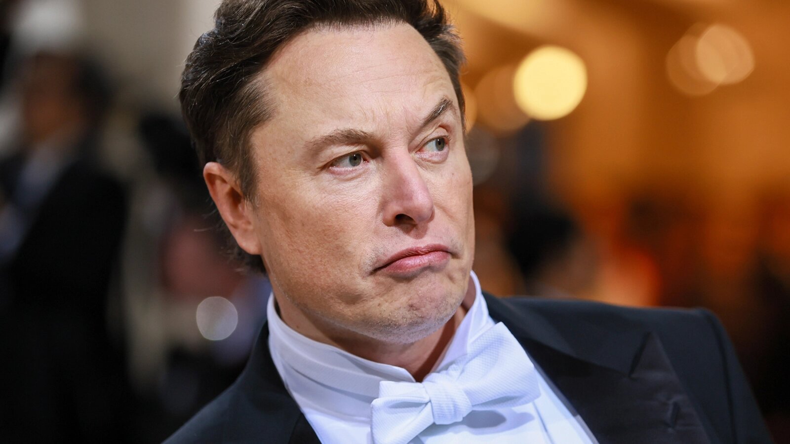 Elon Musk Is Reportedly Firing People Over His Own Flop Tweets