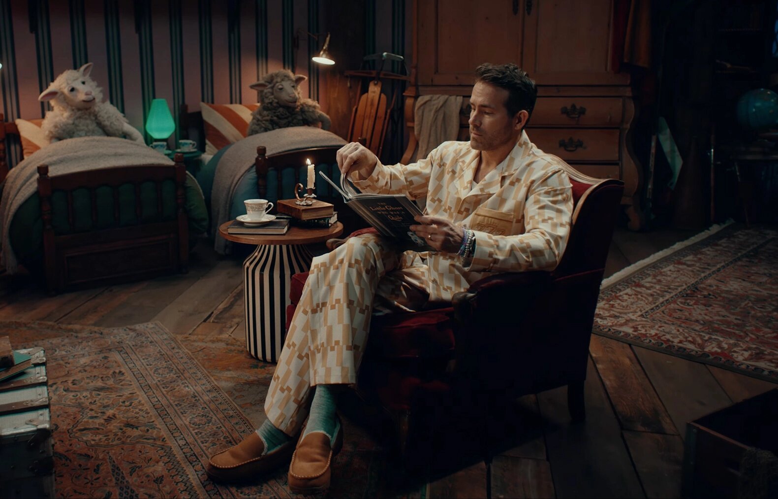 Ryan Reynolds Previews Soothing Late Nights in ‘Bedtime Stories With Ryan’ ASMR Trailer