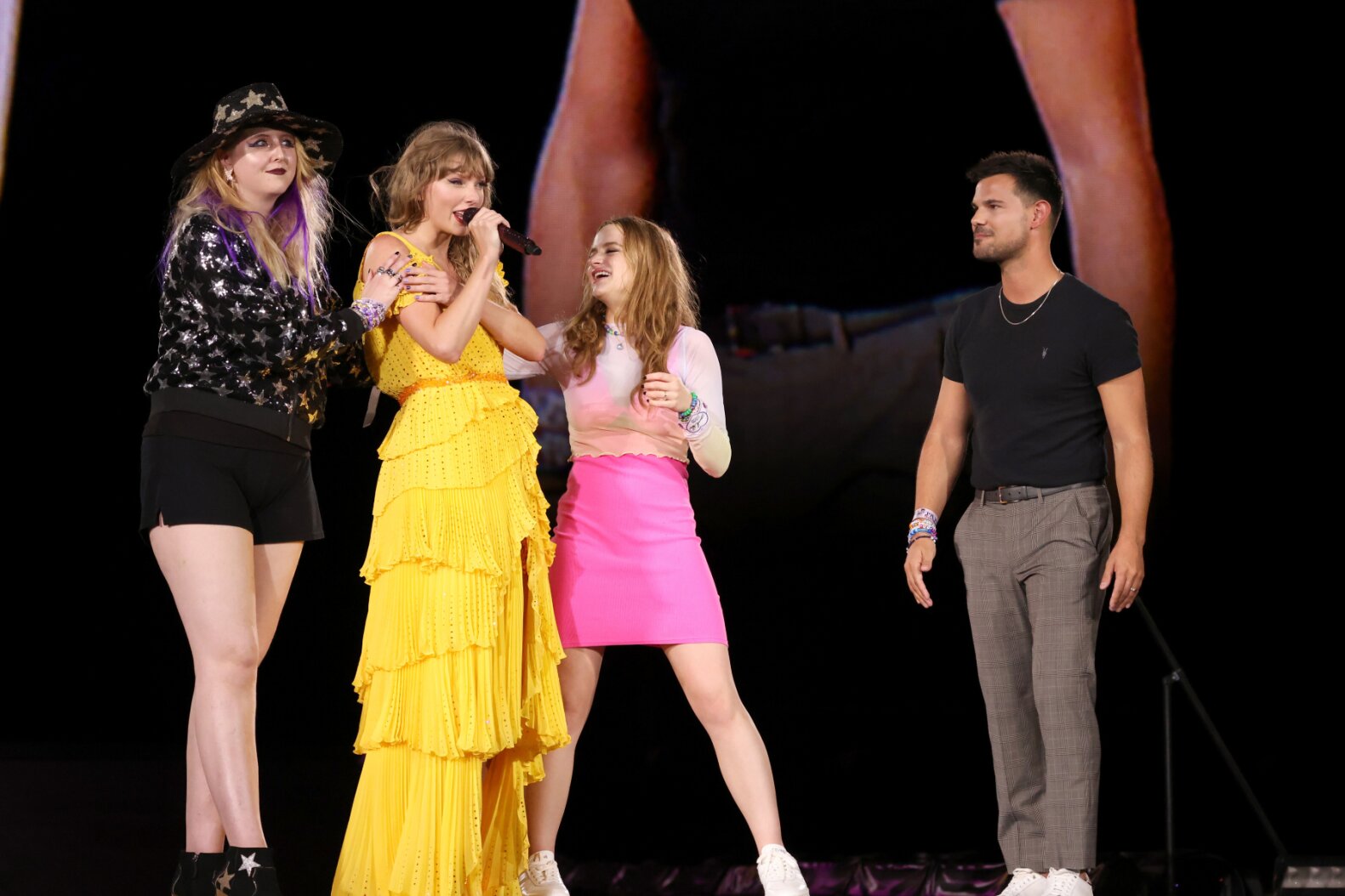 Taylor Swift Enlists Taylor Lautner, Joey King for a Heist in ‘I Can See You’ Video