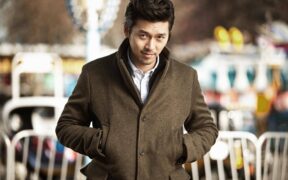 Hyun Bin in a still for 'Late Autumn'