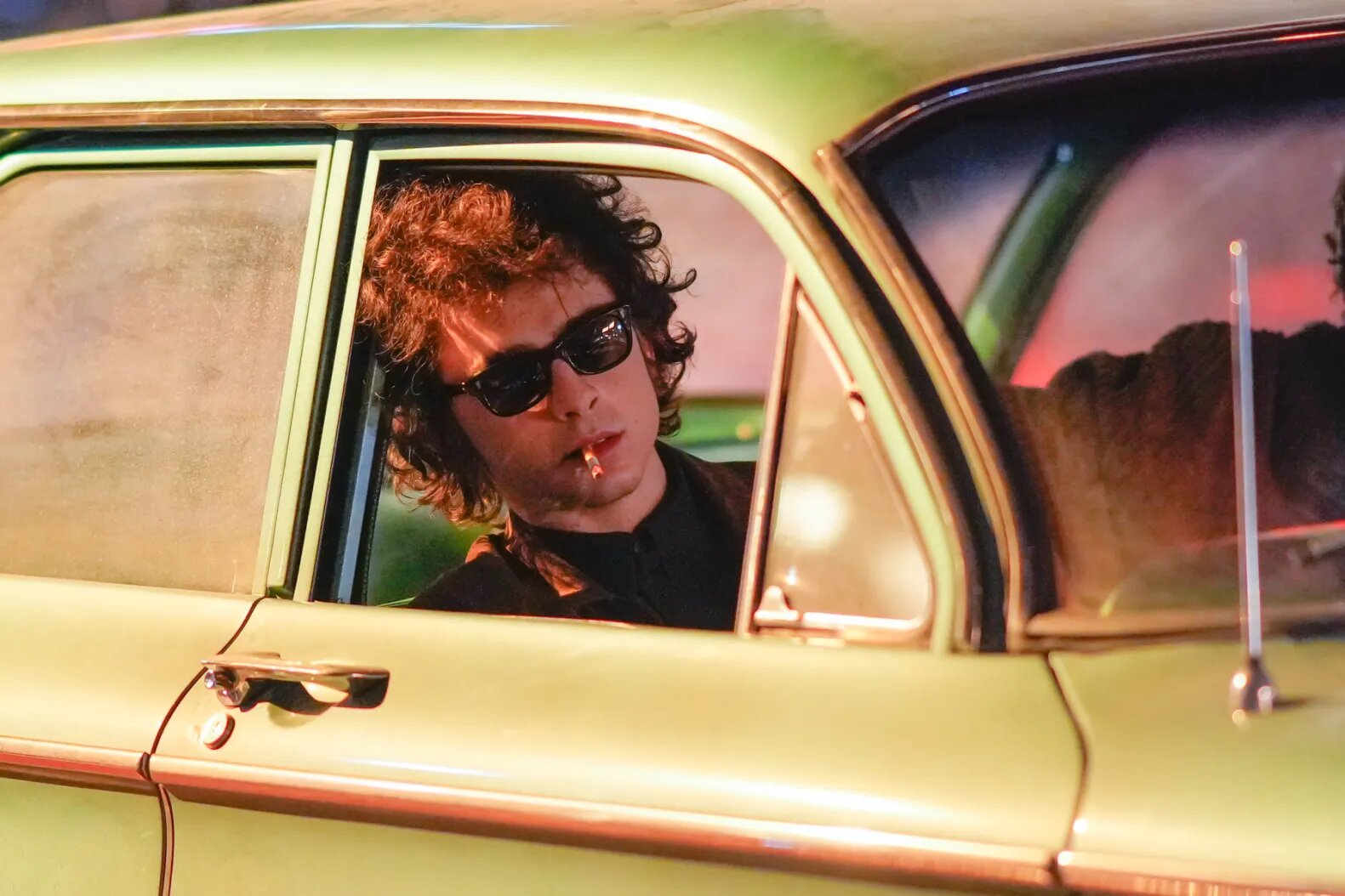 Regardez Timothée Chalamet chanter le jeune Bob Dylan dans un nouveau biopic