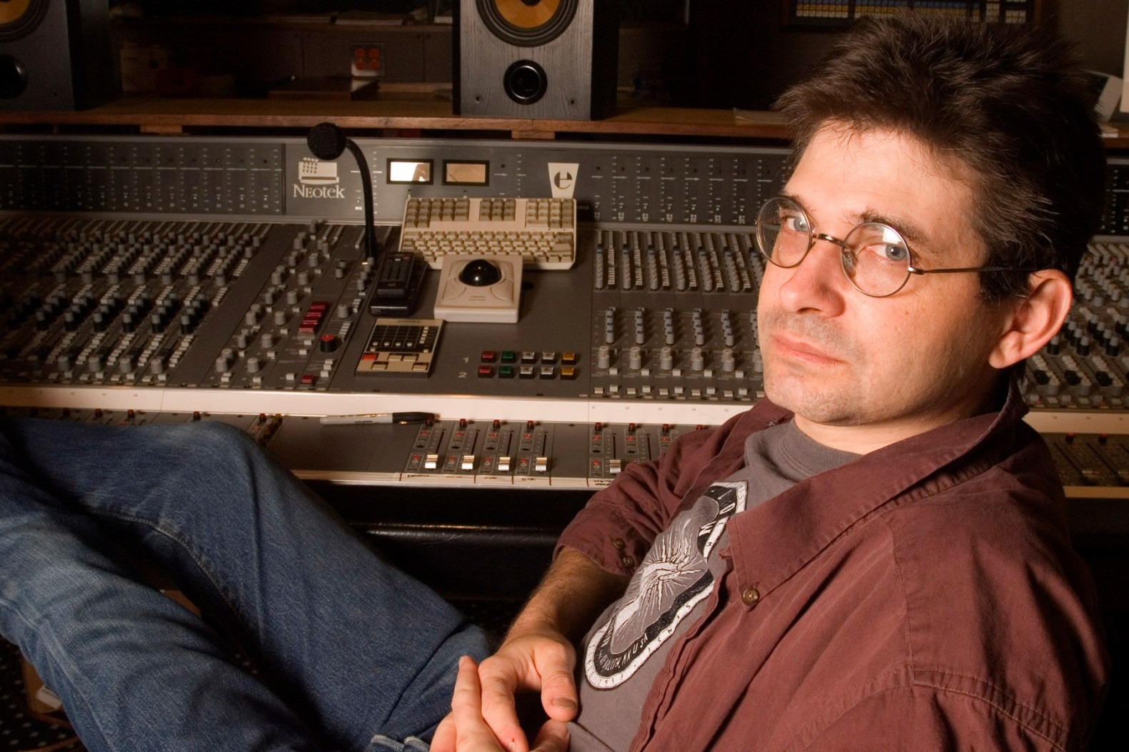 American musician and producer Steve Albini in the 'A' control room of his studio, Electrical Audio, Chicago, Illinois, June 24, 2005. PAUL NATKIN/GETTY IMAGES