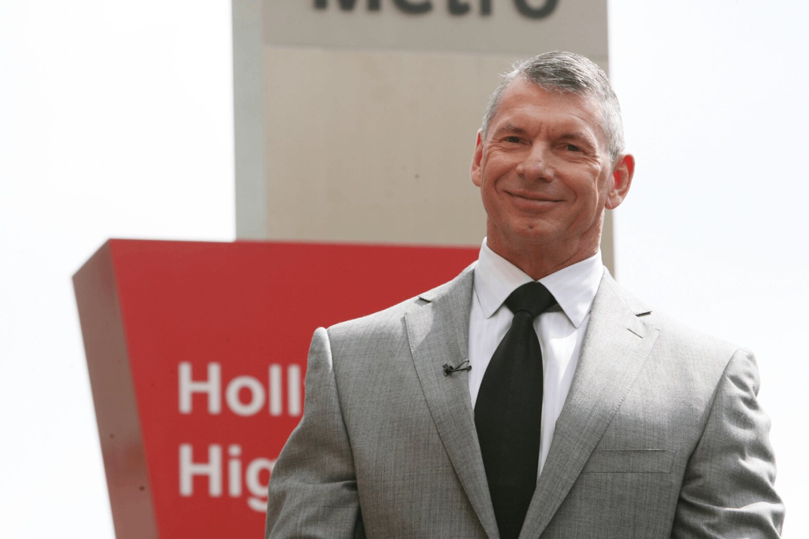 Vince McMahon Sexual Abuse Suit Paused for DOJ Investigation