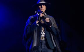 Perry Farrell on stage with Jane's Addiction