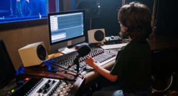 New Scholarship for Women Artists, Producers and Sound Engineers Announced