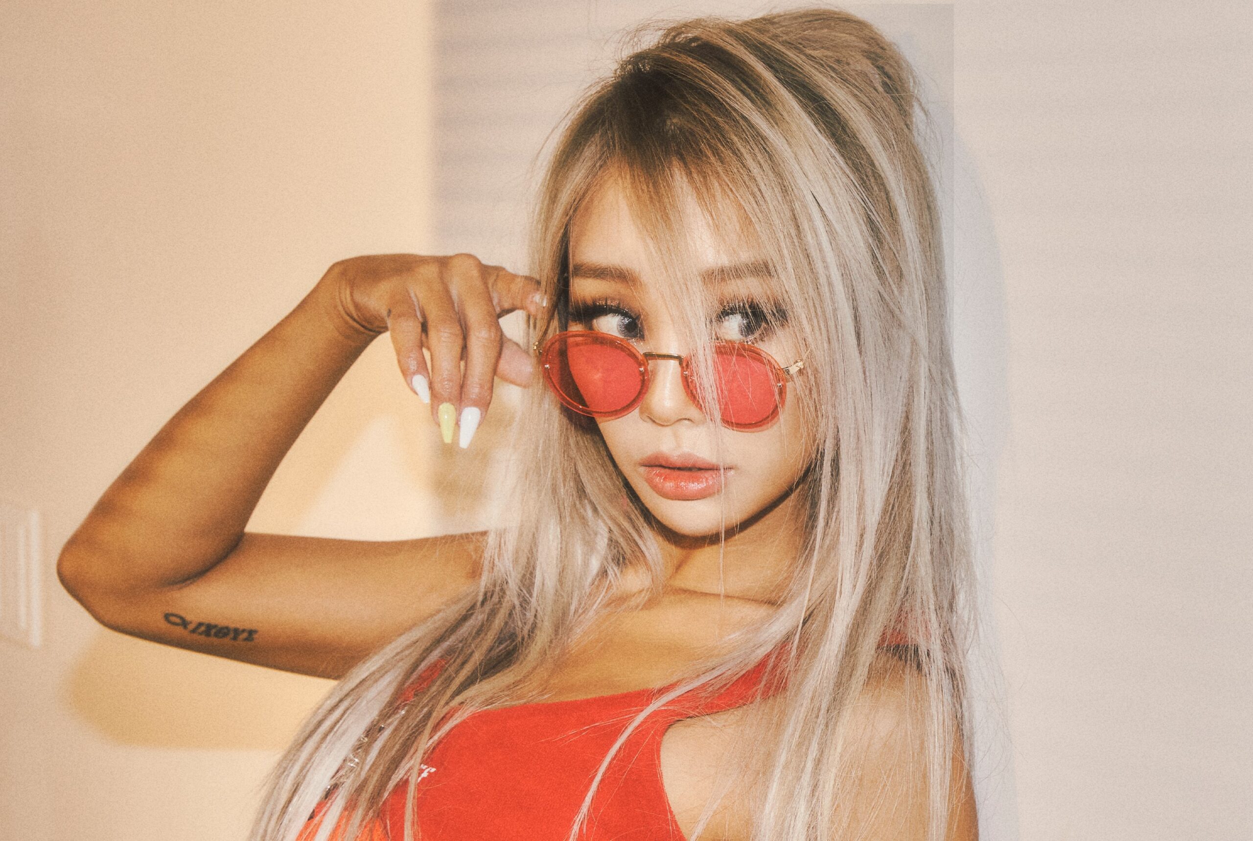 Hyolyn still.