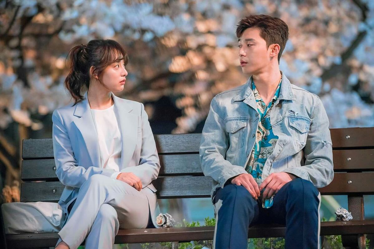 Kim Ji-won and Park Seo-joon in a still from 'Fight for My Way'