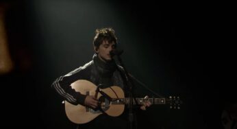 ‘SNL’: Watch Timothée Chalamet Perform Trio of Bob Dylan Songs