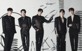 Monsta X group photo