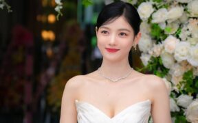 Kim Yoo-jung in a still from 'My Demon'