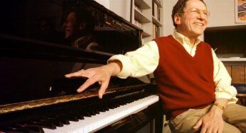 Tom Lehrer, Influential Song Satirist With a Cult Following, Dead at 97