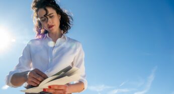 ‘Honey Don’t!’: Margaret Qualley Enters the Movie-Detective Canon