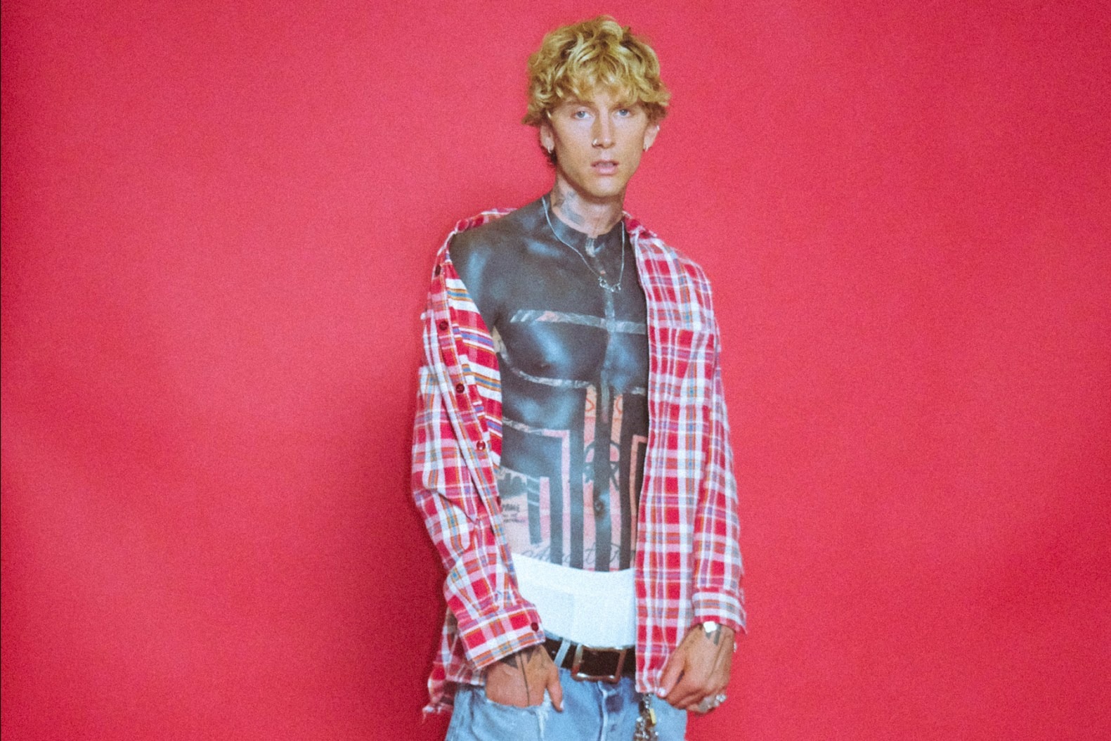 MGK Is a Tabloid Heartland Rocker on ‘Lost Americana’