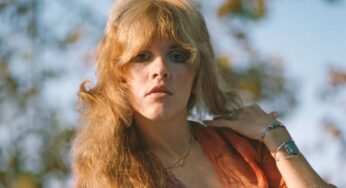 Stevie Nicks Unearths Pre-Fame Letter She Wrote to Her Parents: ‘It Will Pay Off in the End’