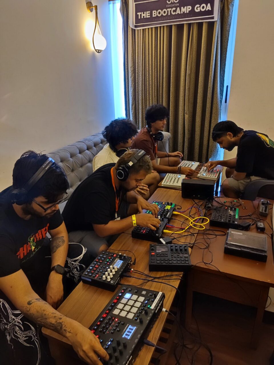 बूटकैंप गोवा डीजे
